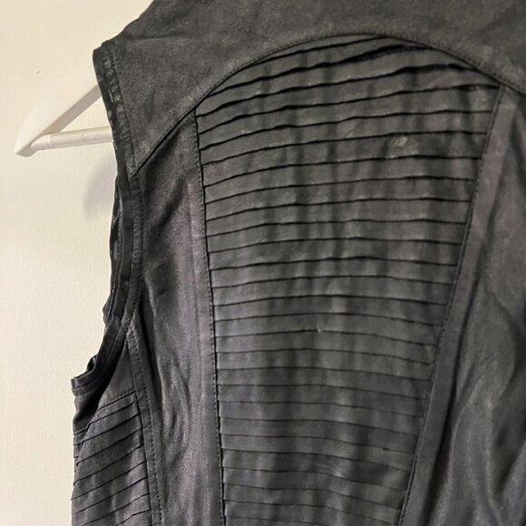 Lamarque Sarai Black Genuine Leather Waterfall Front Moto Vest - Picture 9 of 10